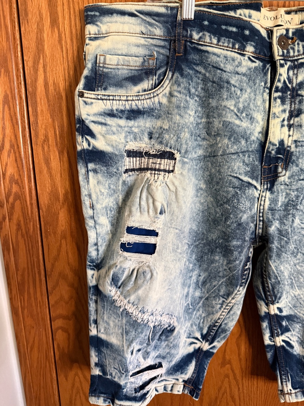 Evolution In Design Distressed Denim Jean Shorts Cotton Stretch Men's Sz 44 Y2K - Picture 2 of 10